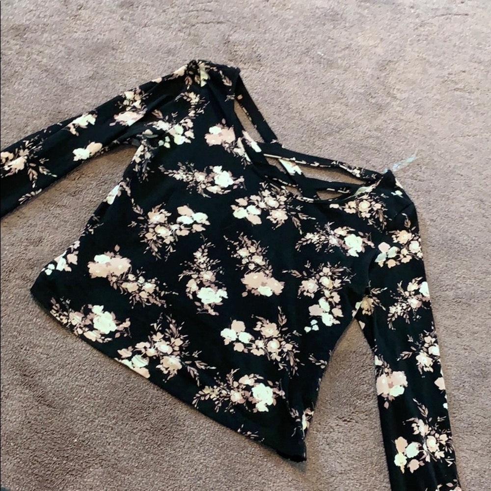 Charlotte Russe • Floral Crop Top